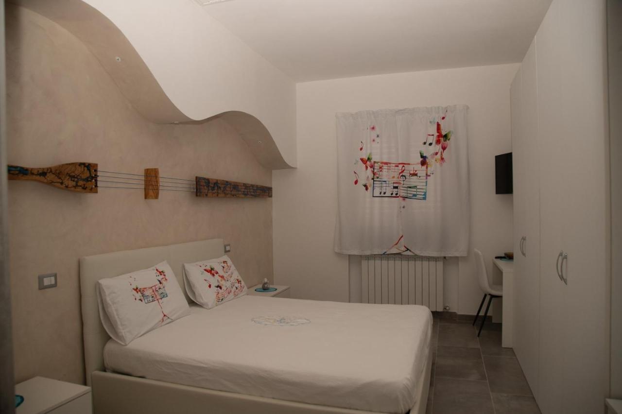 Il Violino Degli Dei Holiday House Аджерола Экстерьер фото